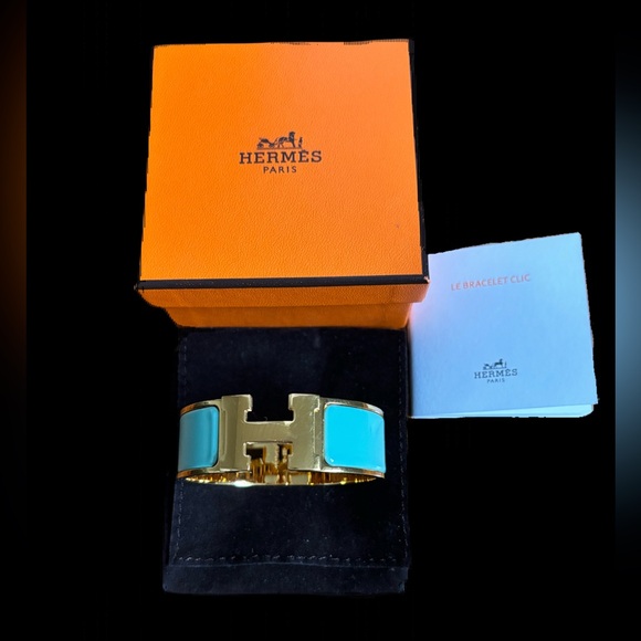 Hermes Wide Clic Clac H Bracelet- Yellow Gold Plated, Turquoise Enamel - Picture 3 of 6